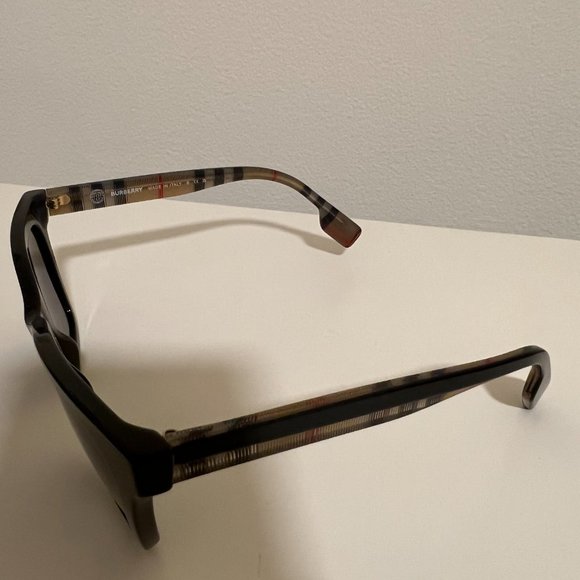 NEW Burberry Check Detail Square Frame Sunglasses main image 6